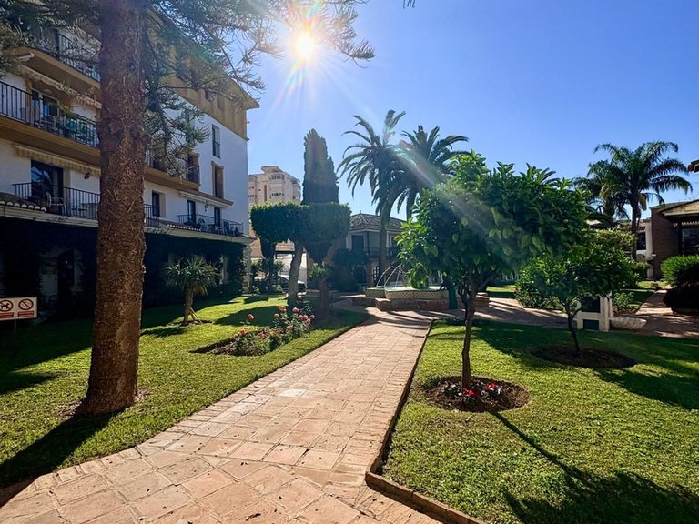 Apartment for Sale in Fuengirola, Malaga 25