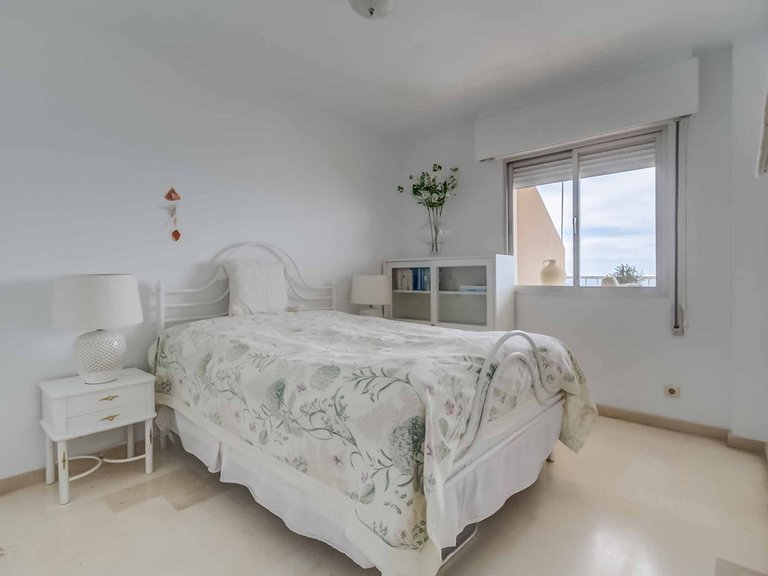 Apartment for Sale in Fuengirola, Malaga 19