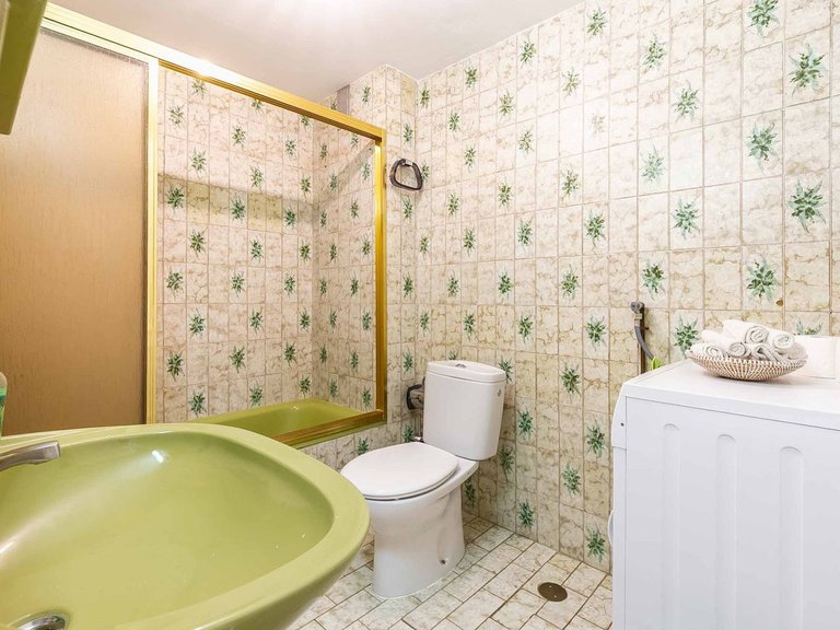 Apartment for Sale in Fuengirola, Malaga 24