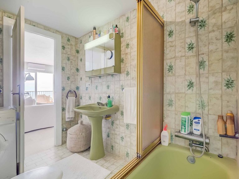 Apartment for Sale in Fuengirola, Malaga 25