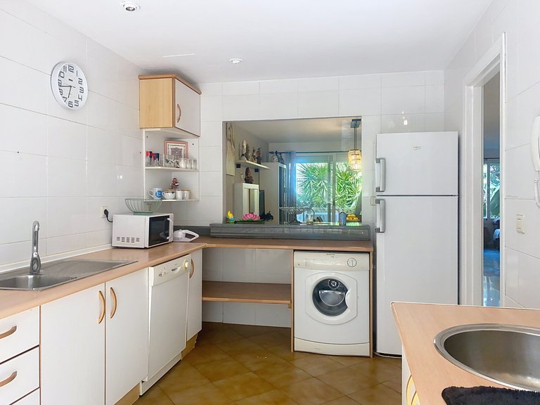Villa for Sale in Guadalmina Alta, Malaga 13