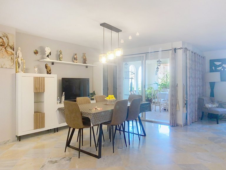 Villa for Sale in Guadalmina Alta, Malaga 5