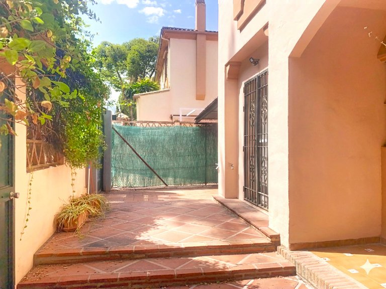 Villa for Sale in Guadalmina Alta, Malaga 54