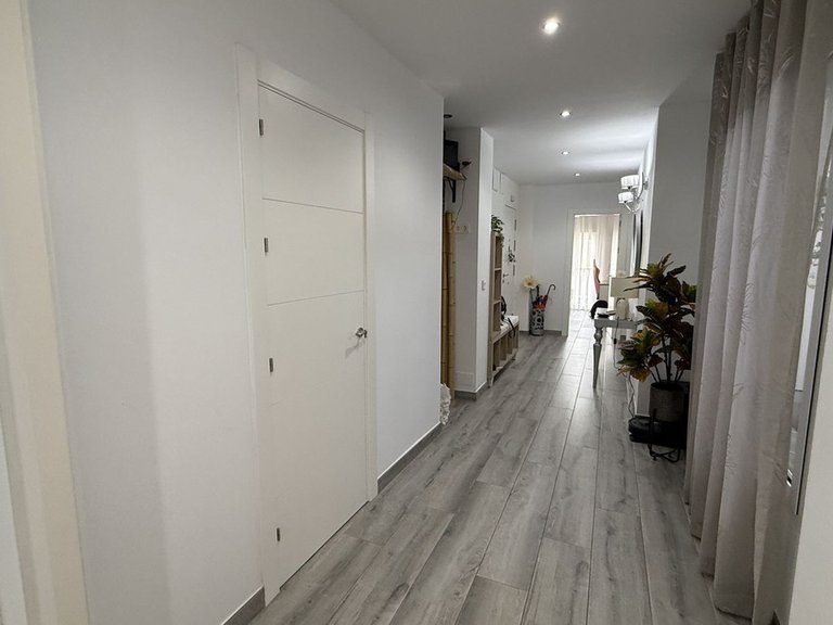 Apartment for Sale in Alhaurín El Grande, Malaga 8