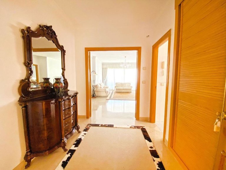 Apartment for Sale in Marbella, Malaga 11