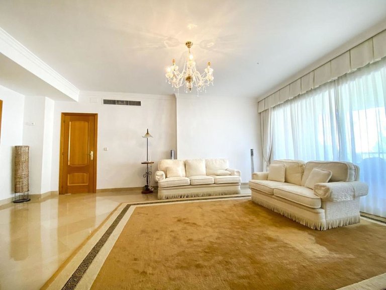 Apartment for Sale in Marbella, Malaga 3