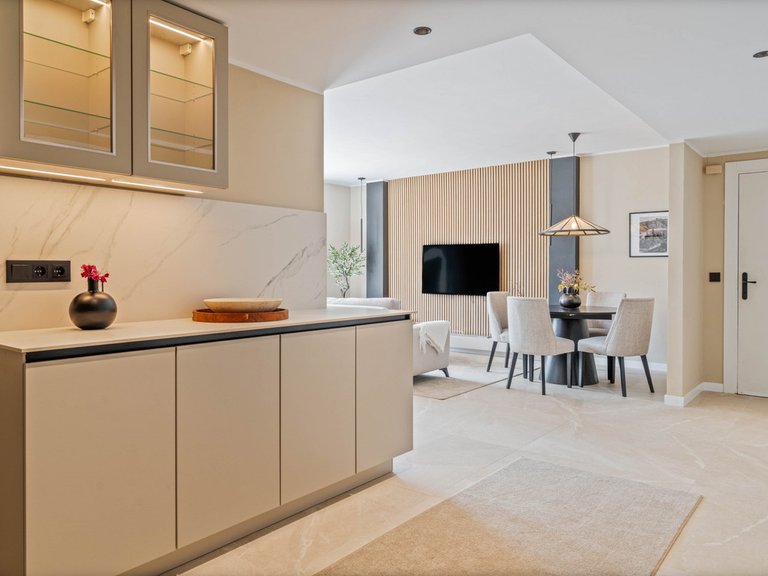 Apartment for Sale in Nueva Andalucía, Malaga 10