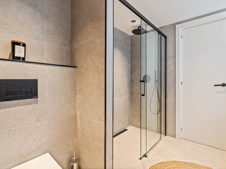Apartment for Sale in Nueva Andalucía, Malaga 23