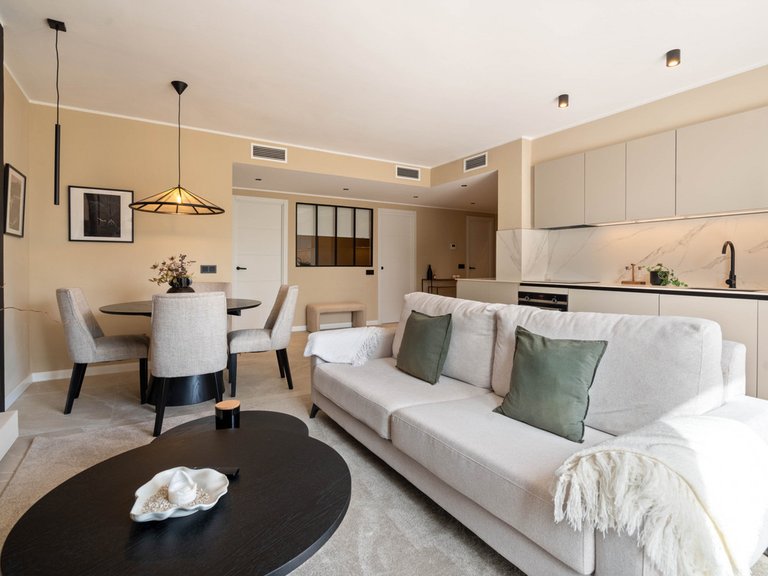 Apartment for Sale in Nueva Andalucía, Malaga 9