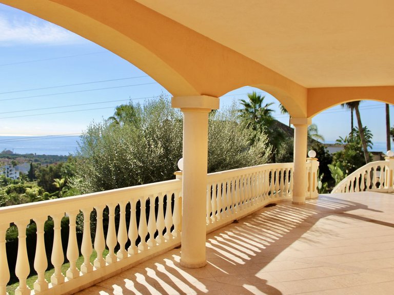 Villa for Sale in Hacienda Las Chapas, Malaga 10