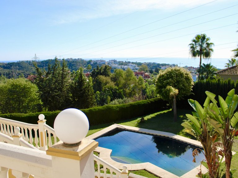 Villa for Sale in Hacienda Las Chapas, Malaga 17