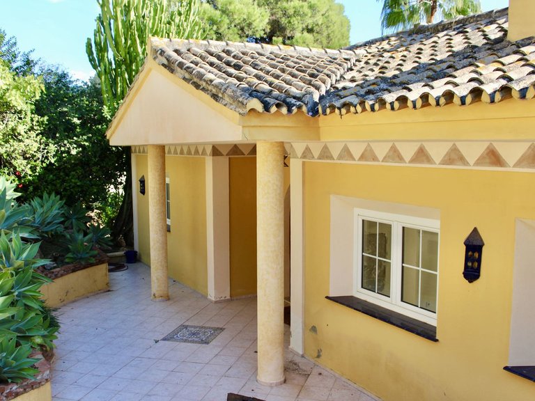 Villa for Sale in Hacienda Las Chapas, Malaga 29