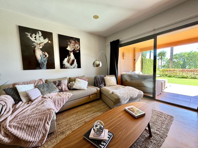 Apartment for Sale in Los Flamingos, Malaga 15