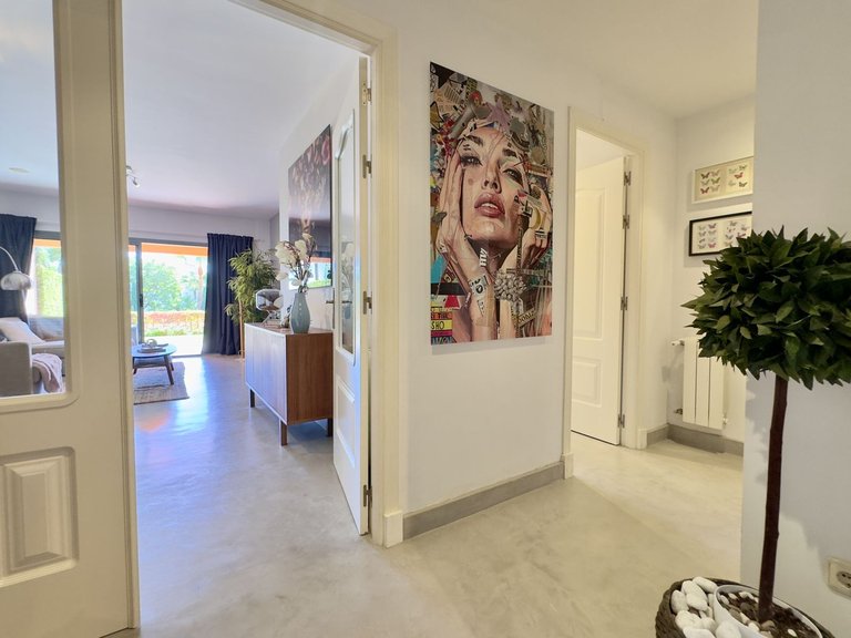 Apartment for Sale in Los Flamingos, Malaga 16