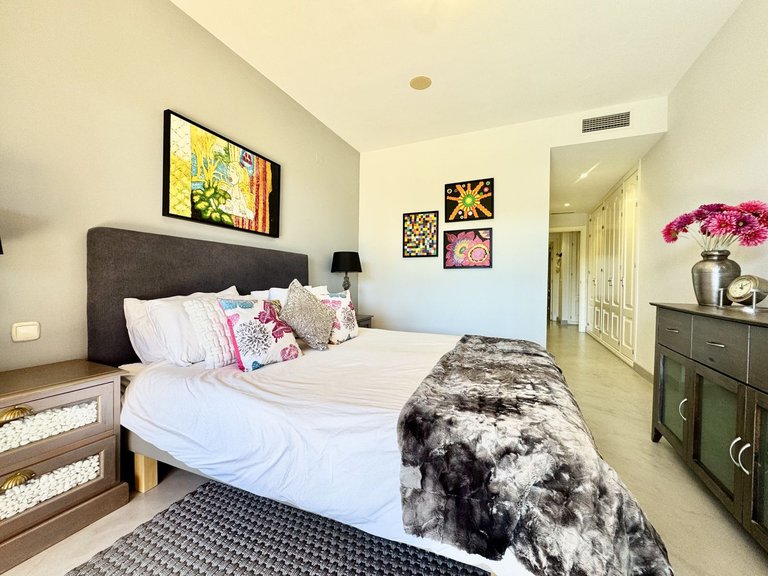 Apartment for Sale in Los Flamingos, Malaga 20