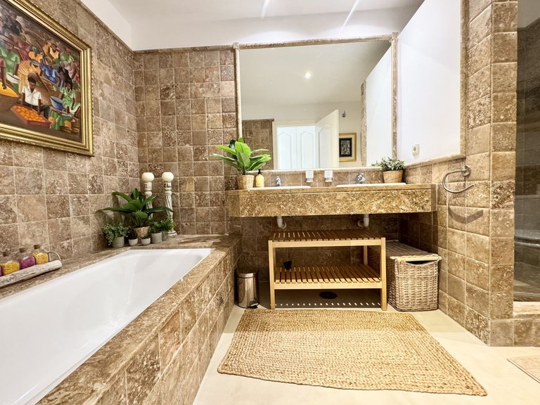 Apartment for Sale in Los Flamingos, Malaga 24