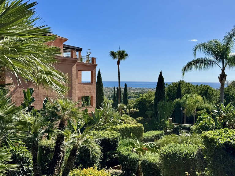 Apartment for Sale in Los Flamingos, Malaga 27