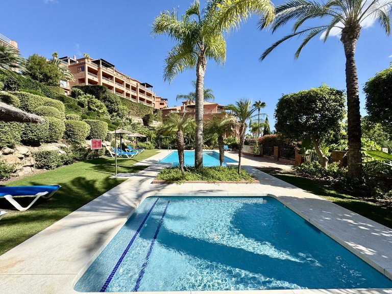 Apartment for Sale in Los Flamingos, Malaga 28