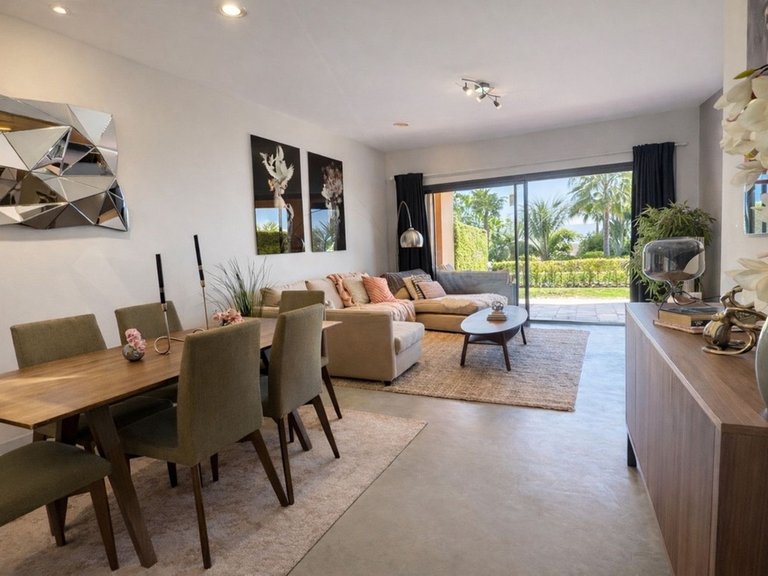 Apartment for Sale in Los Flamingos, Malaga 3