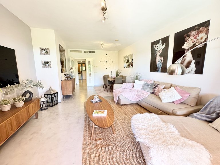 Apartment for Sale in Los Flamingos, Malaga 9