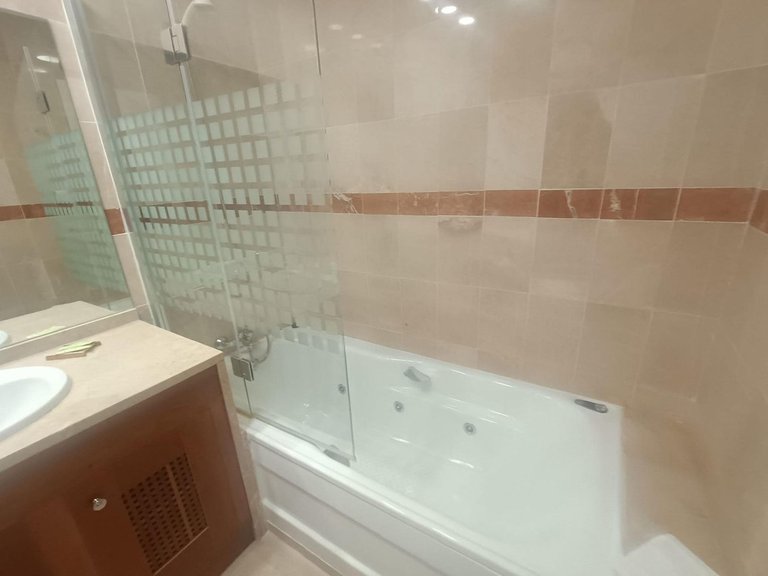 Villa for Sale in Alhaurín De La Torre, Malaga 16