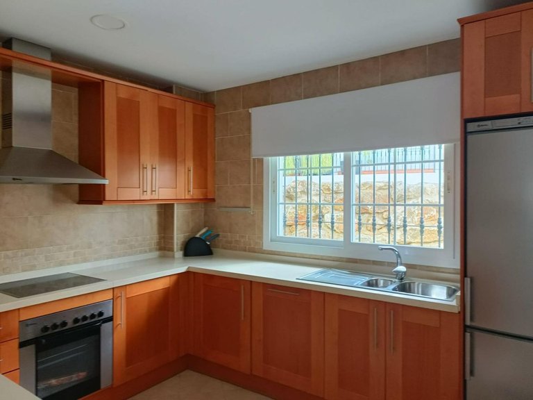 Villa for Sale in Alhaurín De La Torre, Malaga 4