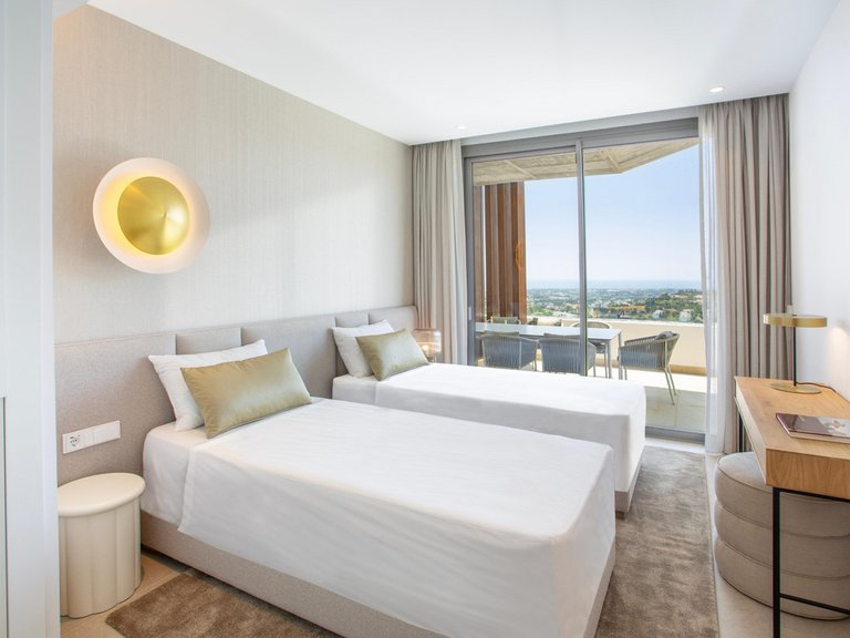 Penthouse for Sale in Costa del Sol La Quinta, Malaga 10