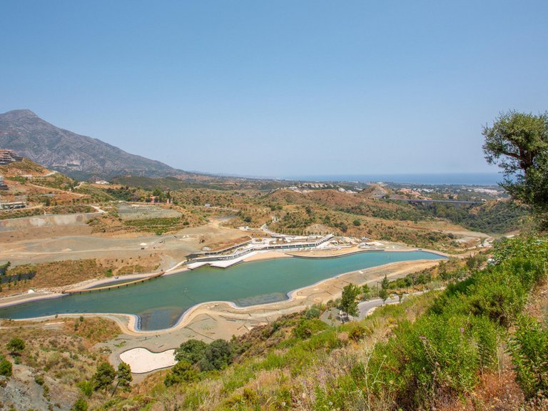 Penthouse for Sale in Costa del Sol La Quinta, Malaga 4