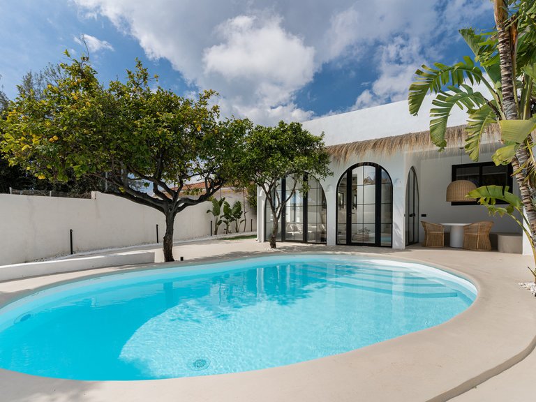 Villa for Sale in El Pinillo, Malaga 1