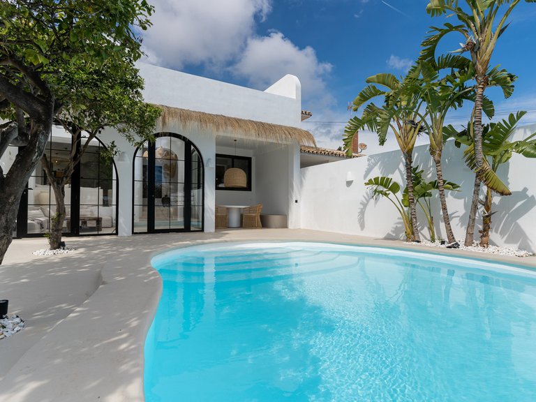 Villa for Sale in El Pinillo, Malaga 3