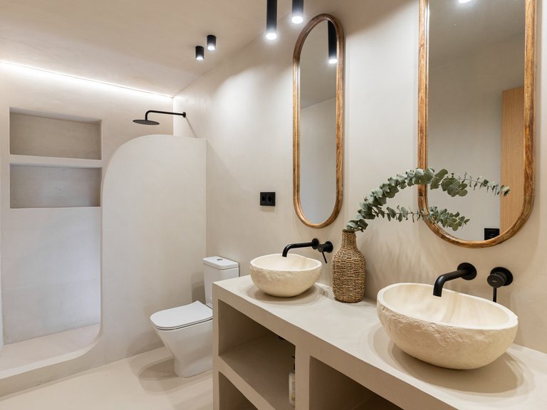 Villa for Sale in El Pinillo, Malaga 32