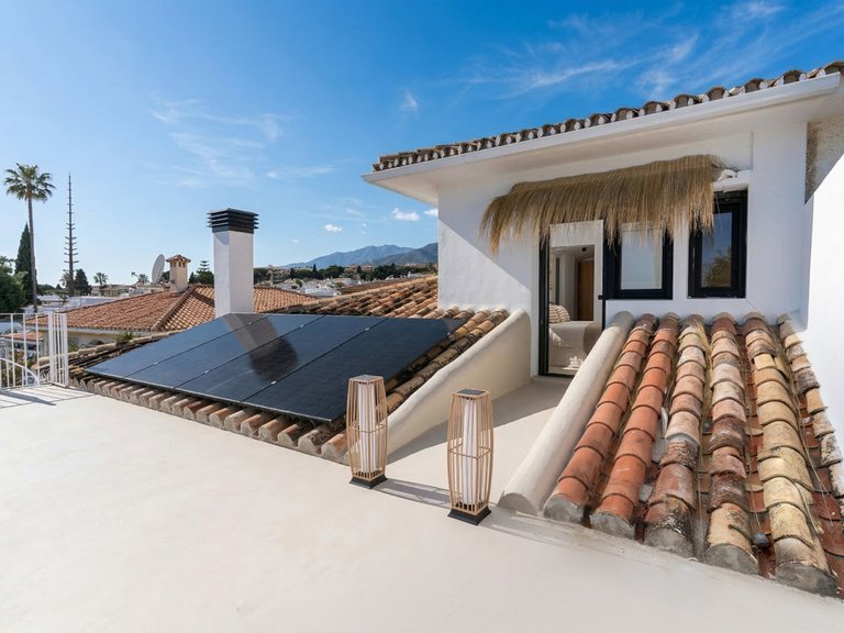 Villa for Sale in El Pinillo, Malaga 49