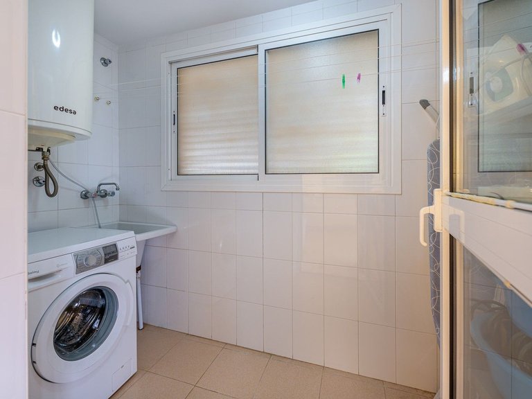 Apartment for Sale in Benalmadena Costa, Malaga 11