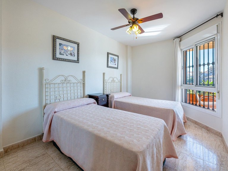 Apartment for Sale in Benalmadena Costa, Malaga 12