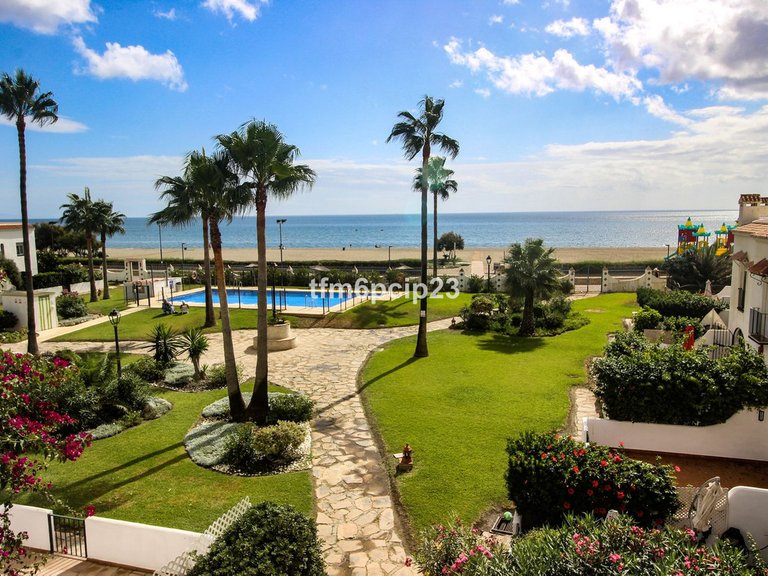 Villa for Sale in Casares Playa, Malaga 1