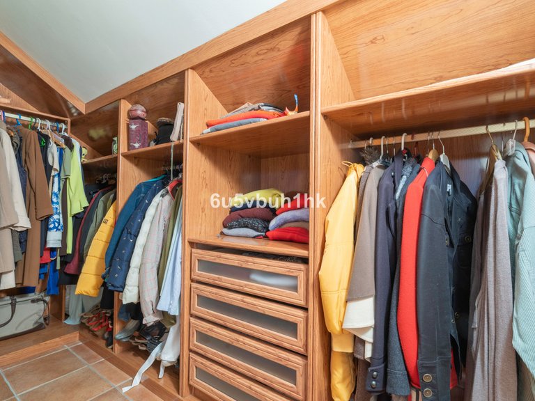Villa for Sale in Fuengirola, Malaga 17