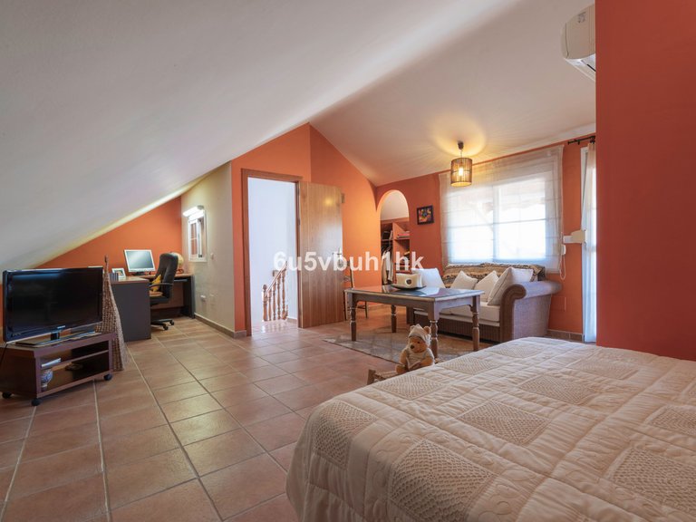 Villa for Sale in Fuengirola, Malaga 27