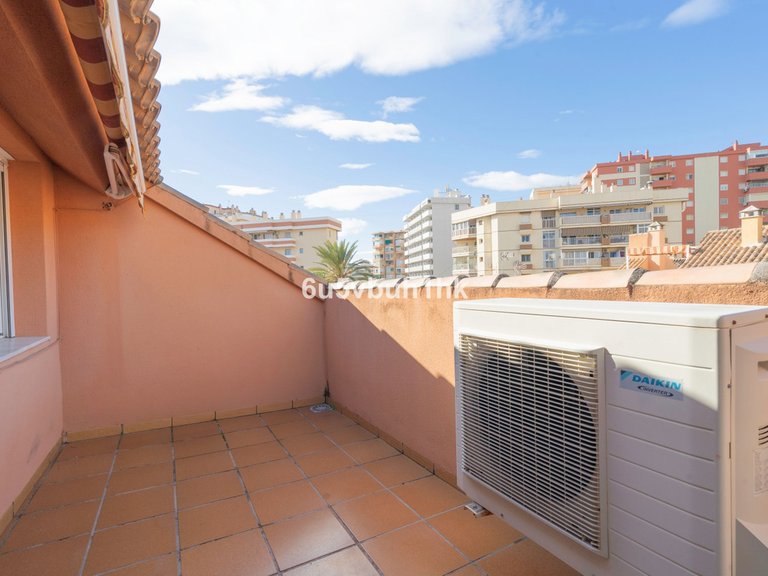 Villa for Sale in Fuengirola, Malaga 28
