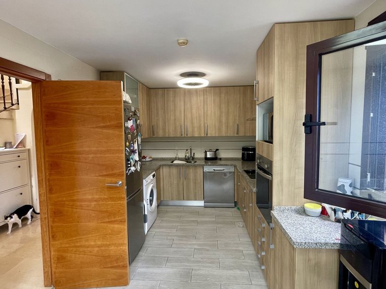 Villa for Sale in Estepona, Malaga 5