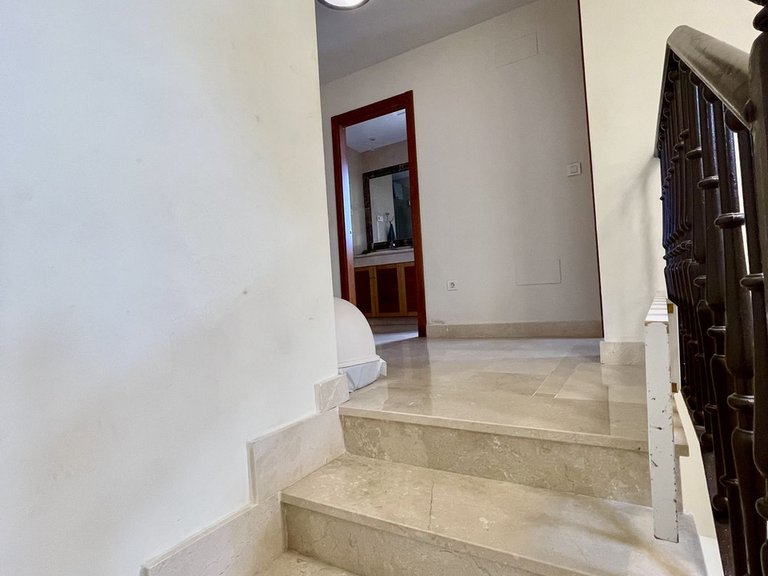 Villa for Sale in Estepona, Malaga 8