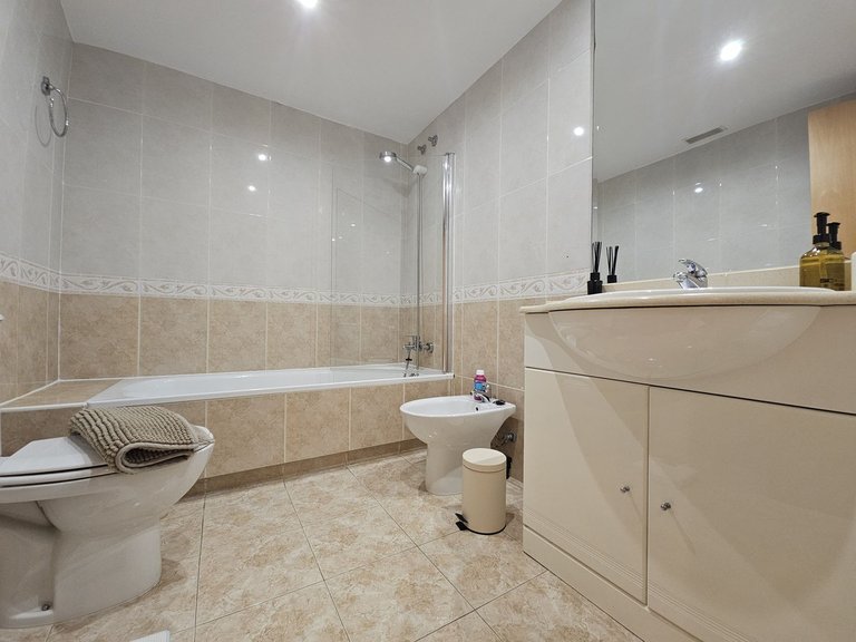 Apartment for Sale in Guadalmina Alta, Malaga 14