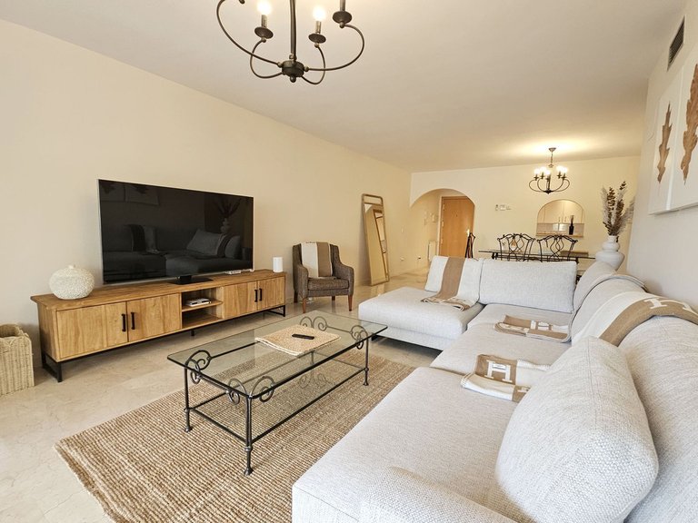 Apartment for Sale in Guadalmina Alta, Malaga 7