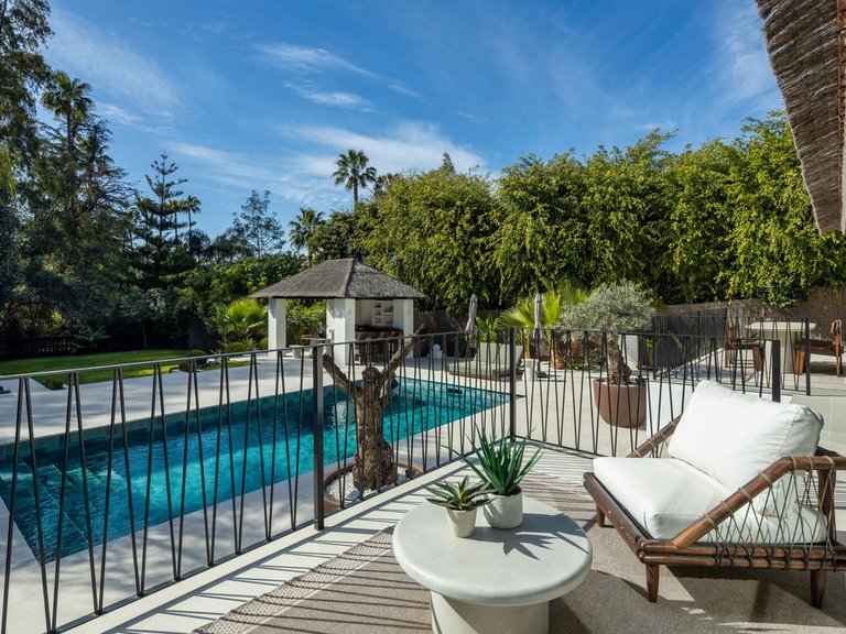 Villa for Sale in Nueva Andalucía, Malaga 23