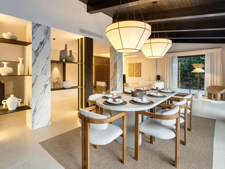 Villa for Sale in Nueva Andalucía, Malaga 3