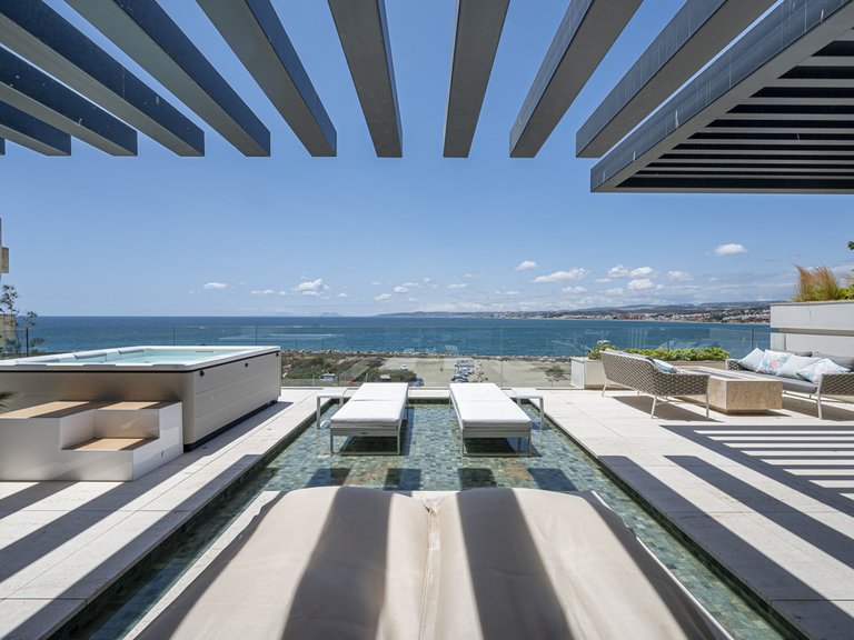 Apartment for Sale in Estepona, Malaga 1