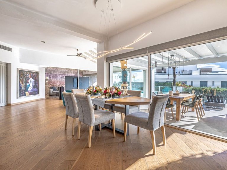 Villa for Sale in Las Chapas, Malaga 22