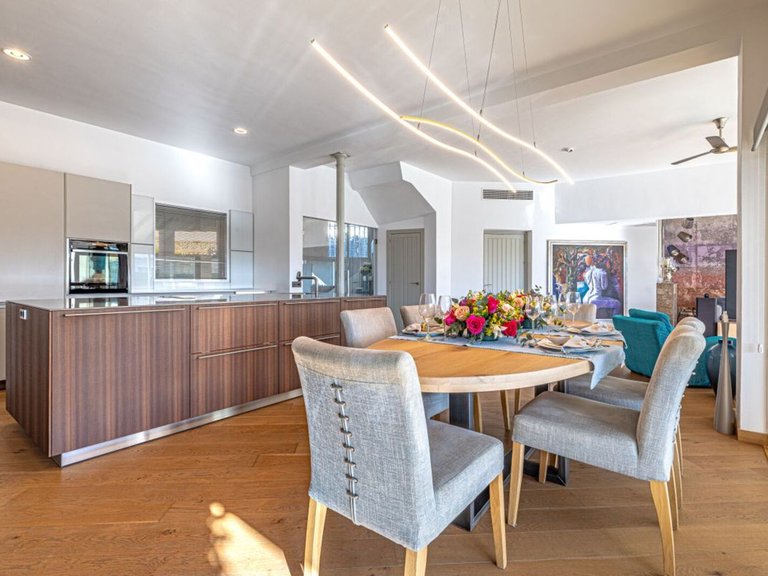 Villa for Sale in Las Chapas, Malaga 23