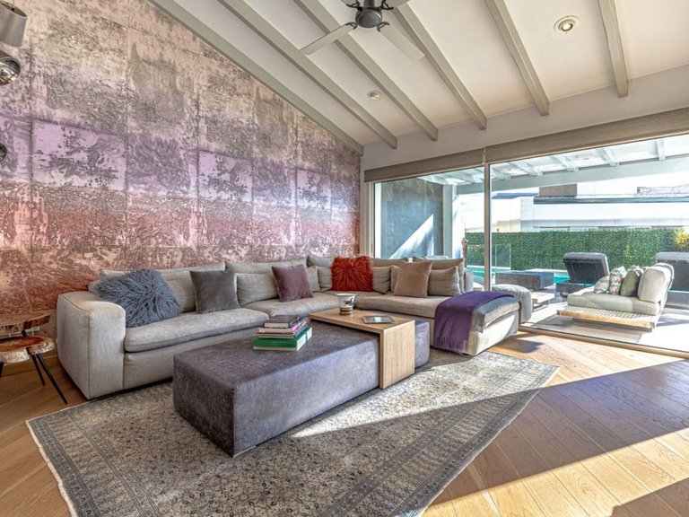 Villa for Sale in Las Chapas, Malaga 5
