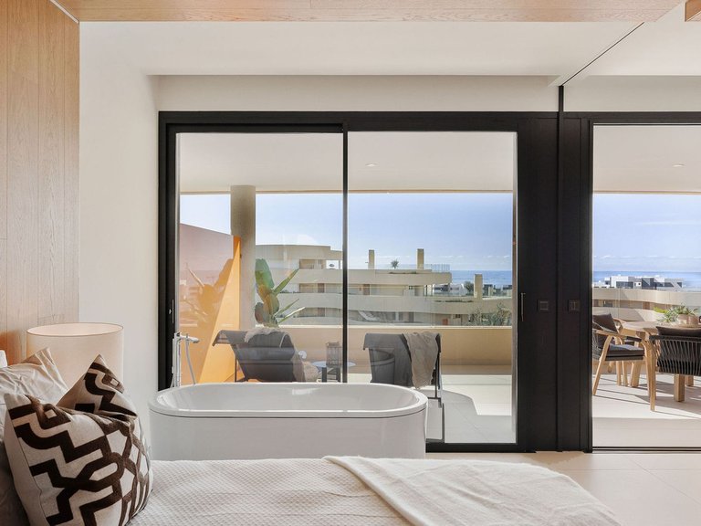 Apartment for Sale in Higueron, Malaga 17
