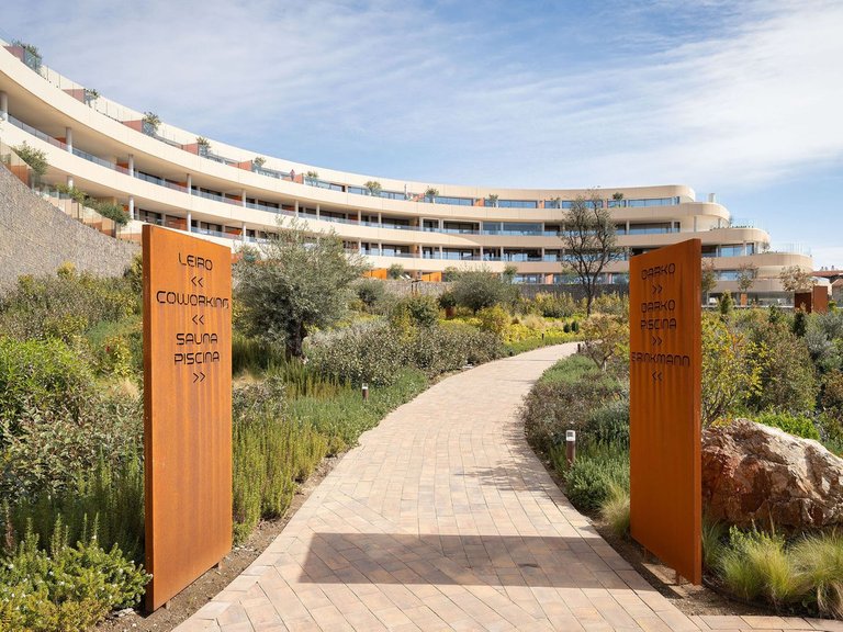Apartment for Sale in Higueron, Malaga 37